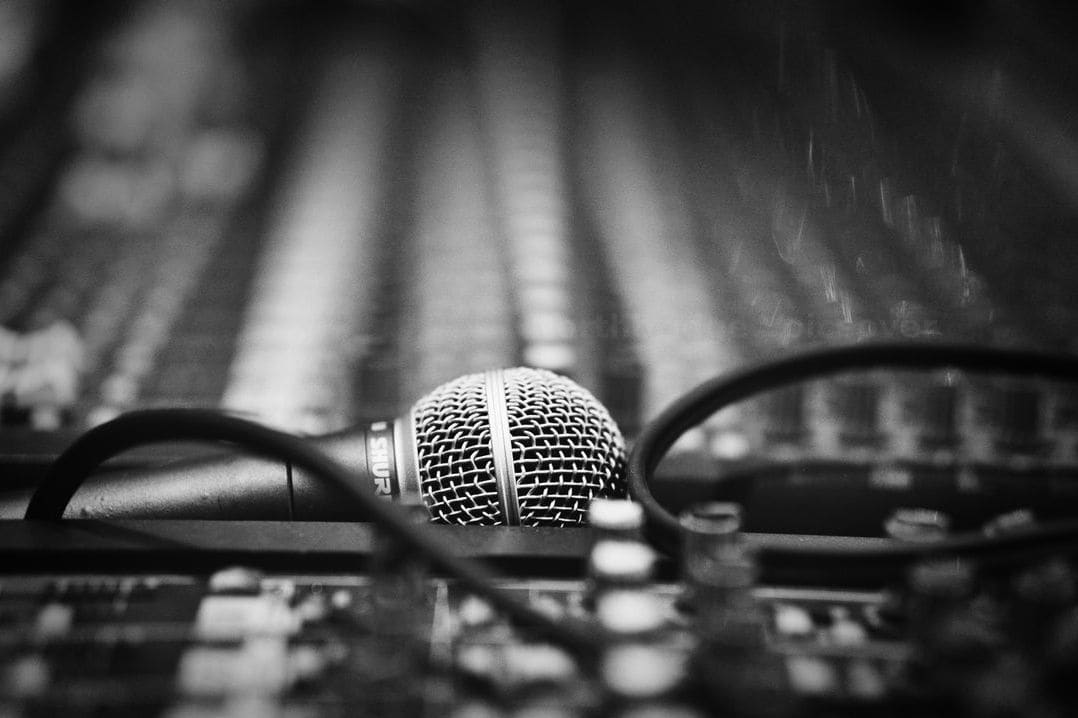 Corporate narration